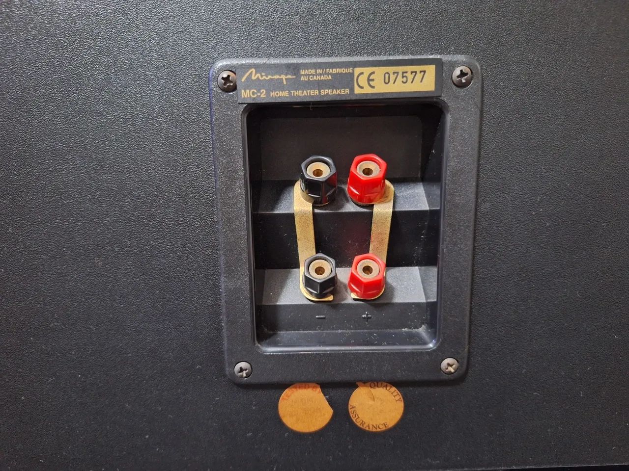 CAIXA CENTRAL MIRAGE MC-2 175W MONSTRO - Aparelhos de Som - Vila