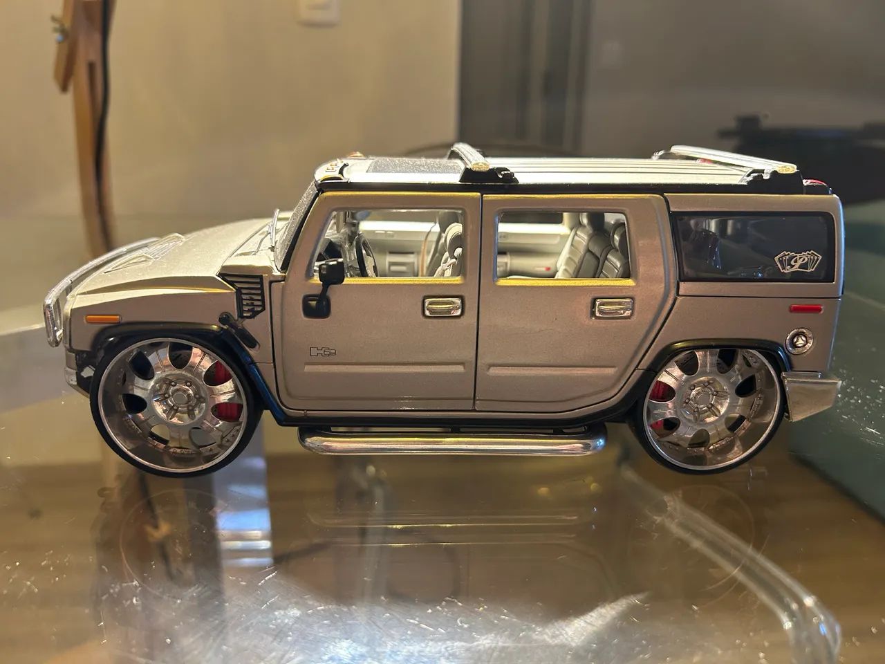Miniatura 1:18 Hummer H2 Playerz - Hobbies e coleções - Gleba