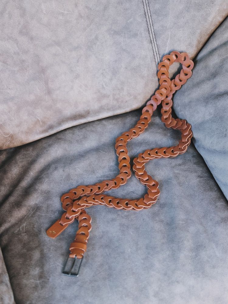 Llife LEATHER CHAIN BELT SCARLET