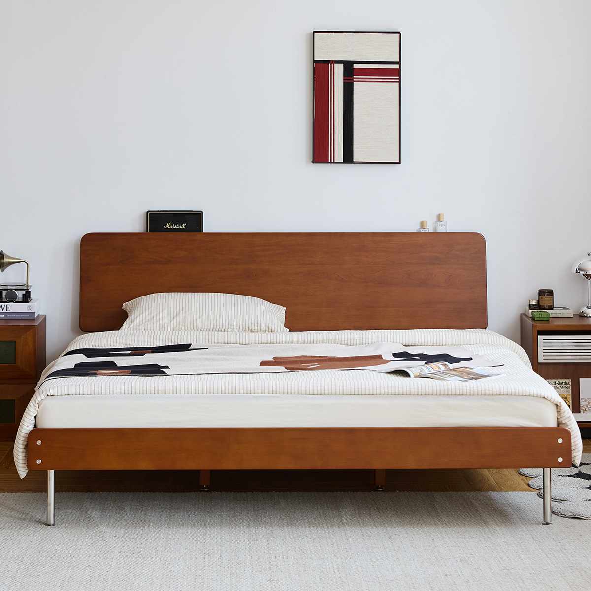 Woody Prime Boxツゲ材 シンプルレトロ木製ベッド | 端正なフレームで