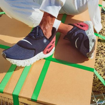 国内販売開始】 ナイキ グライド フライイース プレミアム ブルー