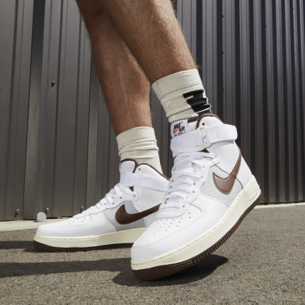 国内6月18日発売予定】ナイキ エアフォース 1 ハイ '07 LV8