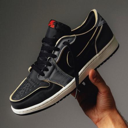 国内8月26日発売予定】ナイキ エアジョーダン 1 レトロ ロー OG EX