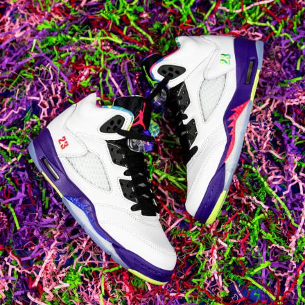 国内8月29日発売予定】ナイキ エアジョーダン5 レトロ 