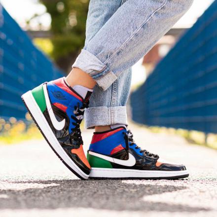 国内9月1日発売予定】ナイキ エアジョーダン 1 ミッド SE ブラック