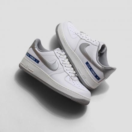 国内10月17日発売予定】ナイキ エアフォース 1 