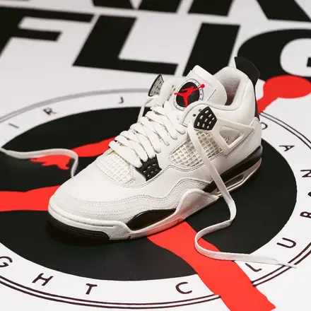 国内1月17日発売予定】 ナイキ エアジョーダン 4 