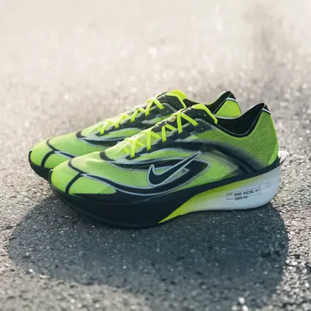 国内11月14日発売予定】ナイキ ヴェイパーフライ 4 