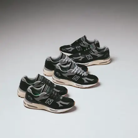 海外11月28日発売予定】 アップゼア × ニューバランス 991V2 ブラック