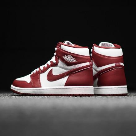 国内5月23日発売予定】 ナイキ エアジョーダン 1 レトロ ハイ OG