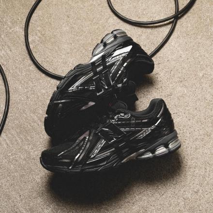 国内11月15日発売予定】 ニューバランス M1906A ブラック コンクリート