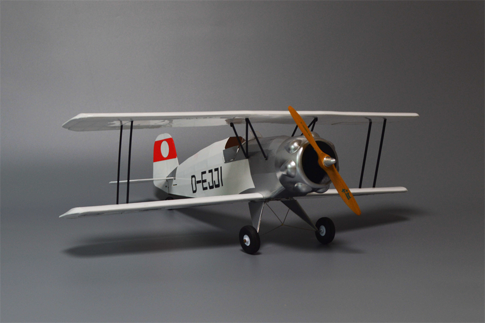 トニー・レイ・バッカー Bu133 ユングマイスター 1/10 660mm