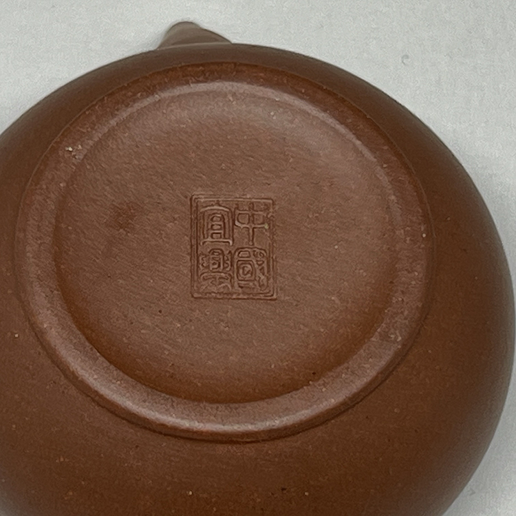 茶香自在】1970年代中國宜興款一廠早期紫砂壺二杯標準壺