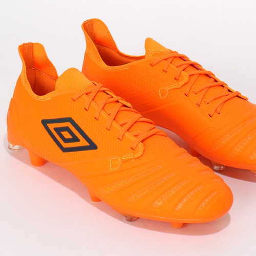 アンブロ 限定スパイク「UX ACCURO 3」｜サッカーショップKAMO