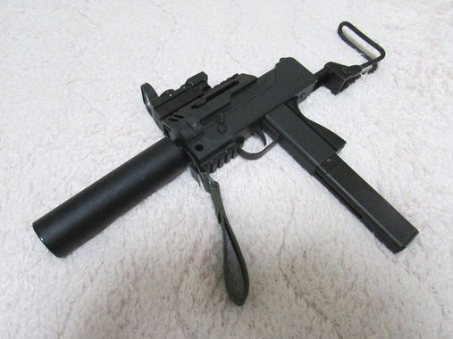 マルゼン製 ニューイングラムM11(CQB仕様) - リョウヘイさんの装備