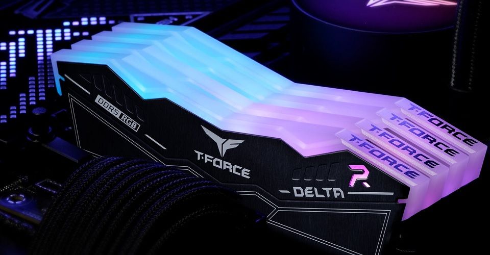 Buy Team T-Force Delta RGB 32GB (2x16GB) 6400MHz CL32 DDR5 White