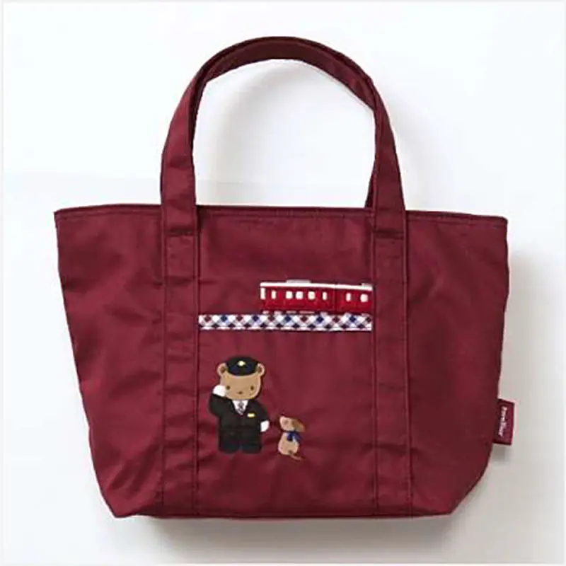 阪急電車×ファミリアのコラボグッズが新発売！新アイテムは全8商品