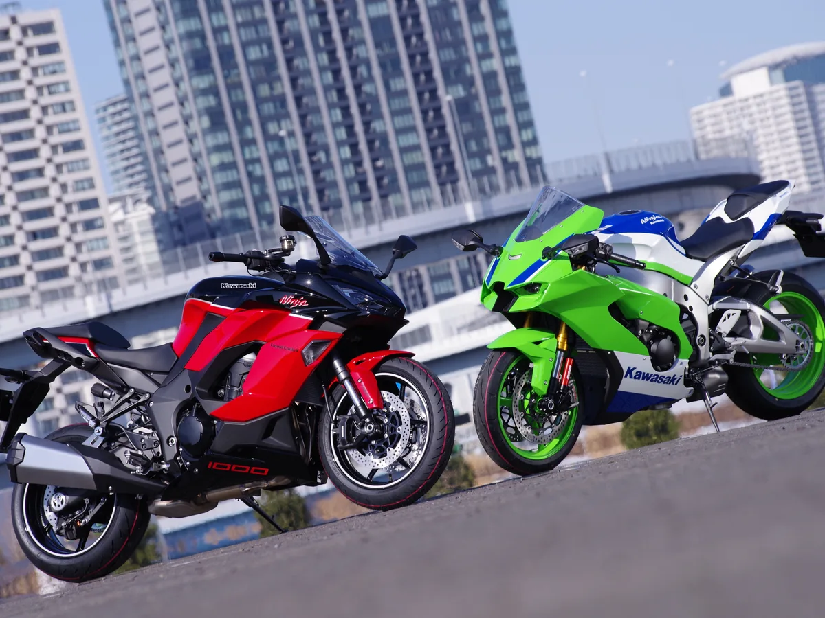 撮り下ろし】伝説であり懐かしい、トップガンカラーとZXRレプリカが