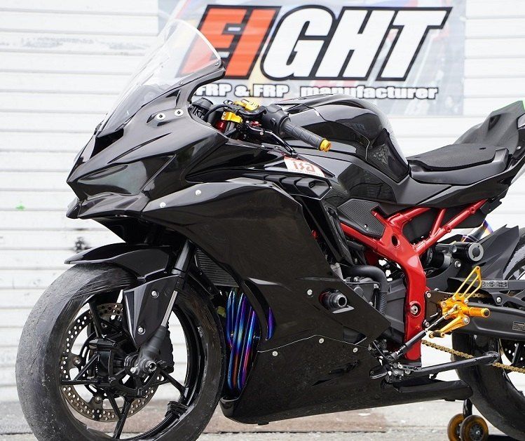 Webike | 才谷屋 サイタニヤ フルカウル ZX-25R(EK0ZX25FCR-W