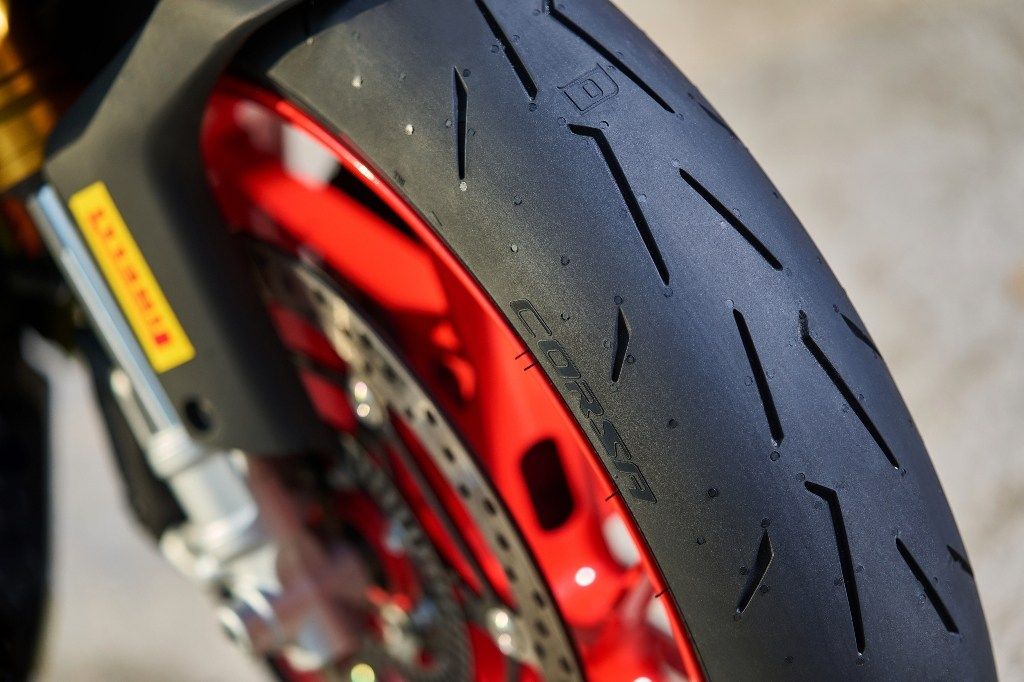Webike | PIRELLI ピレリ DIABLO ROSSO IV CORSA【120/70 ZR 17 M/C