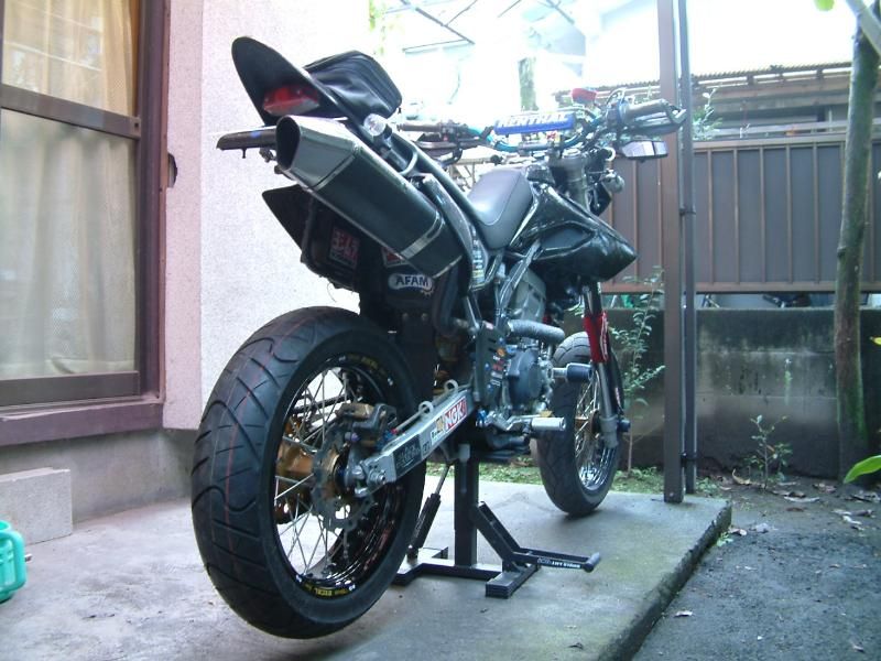 KAWASAKI D-TRACKER [Dトラッカー]「ワイドリム装着」 | ウェビック