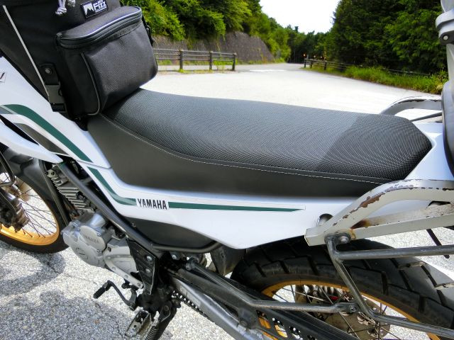 ヤマハ セロー 250 シート関連 口コミ・動画インプレッション (1