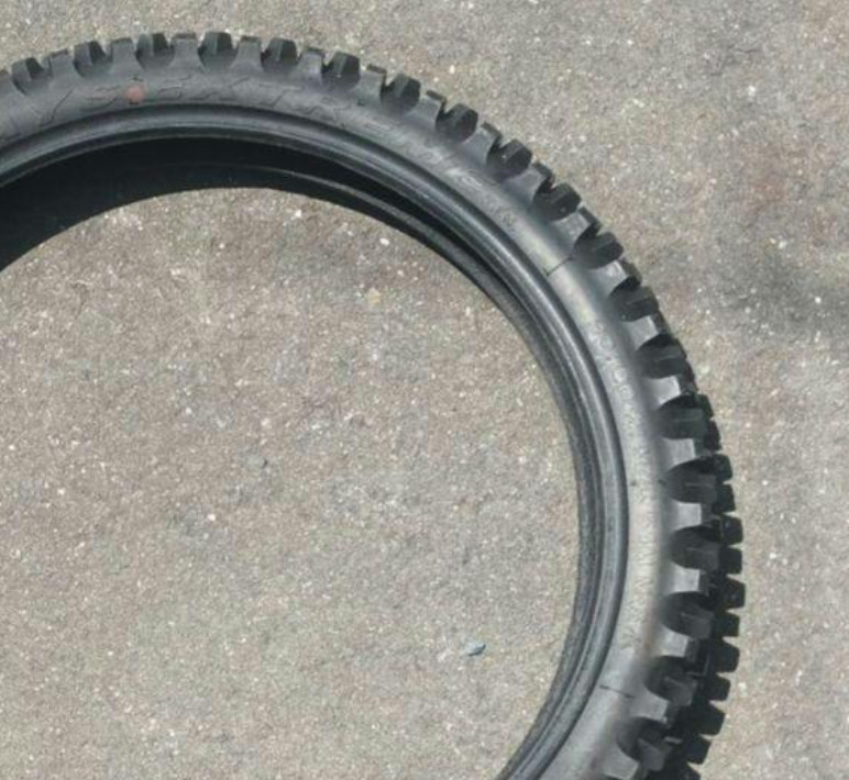 オフロードタイヤからMETZELER:メッツラーの口コミ・動画