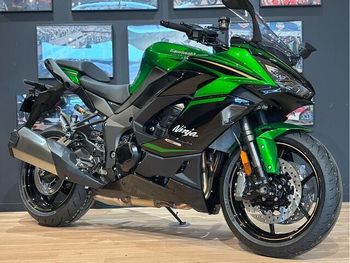 ニンジャ 1100SX/カワサキ 新車 MY2025 エメラルドブレイズドグリーン