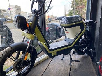 PEV600/プロト 評判の電動スクーターの販売情報 芦屋カワサキ