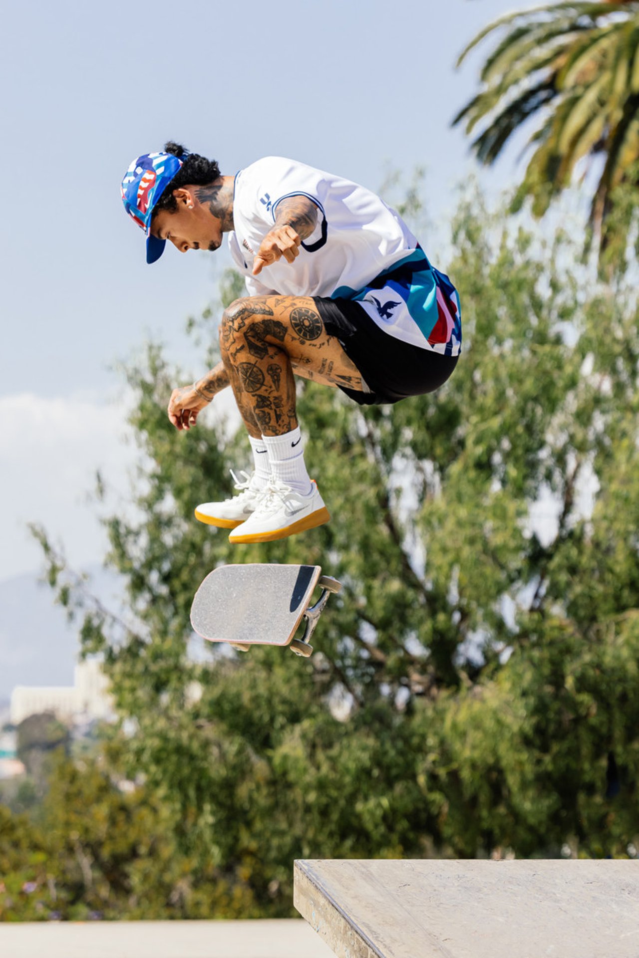 おしゃれ度も鬼ヤベェ。ナイキ SBのスケートボード各国公式ジャージが