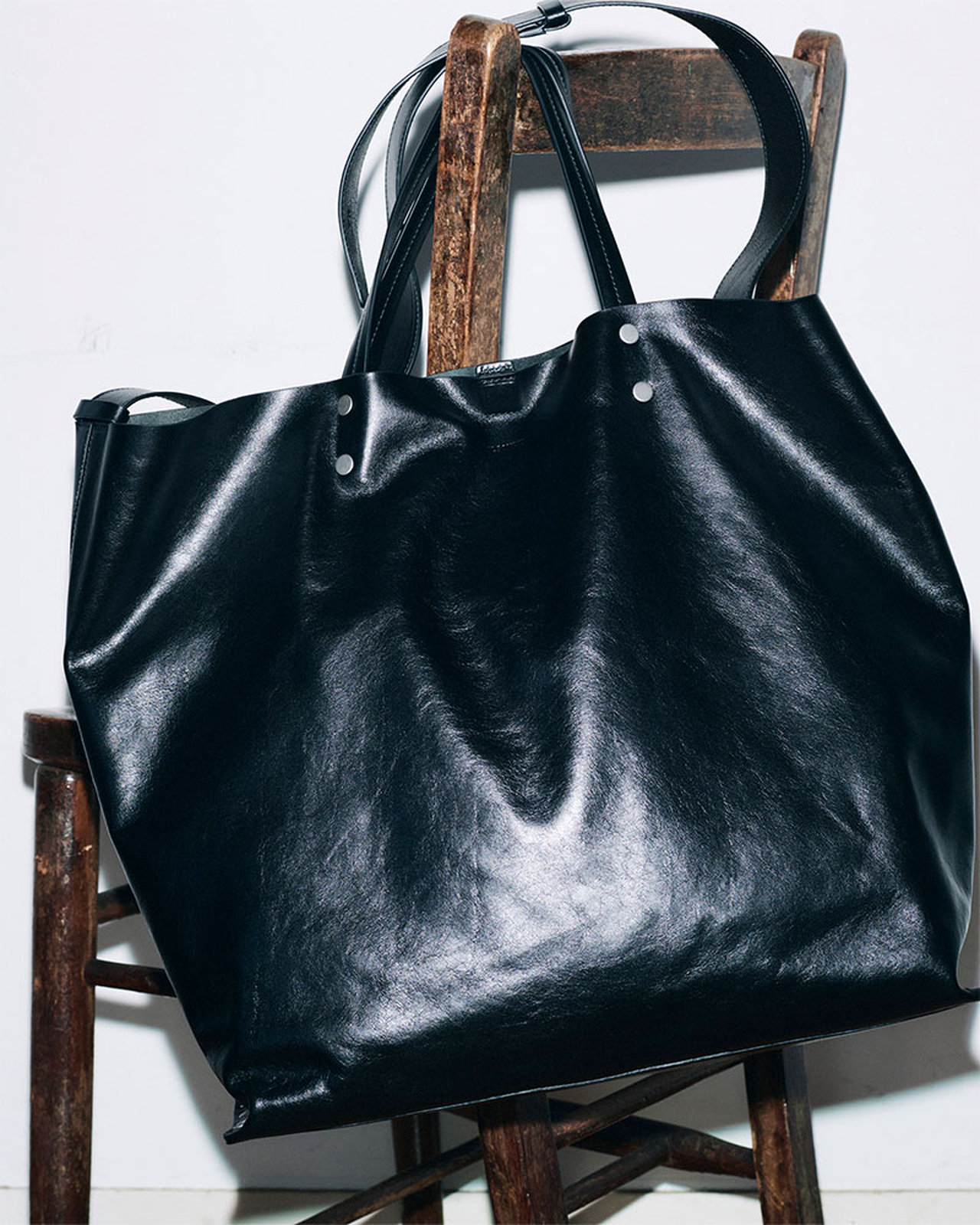 ジル サンダー」のレザートートバッグ【普通に見えて、普通じゃない