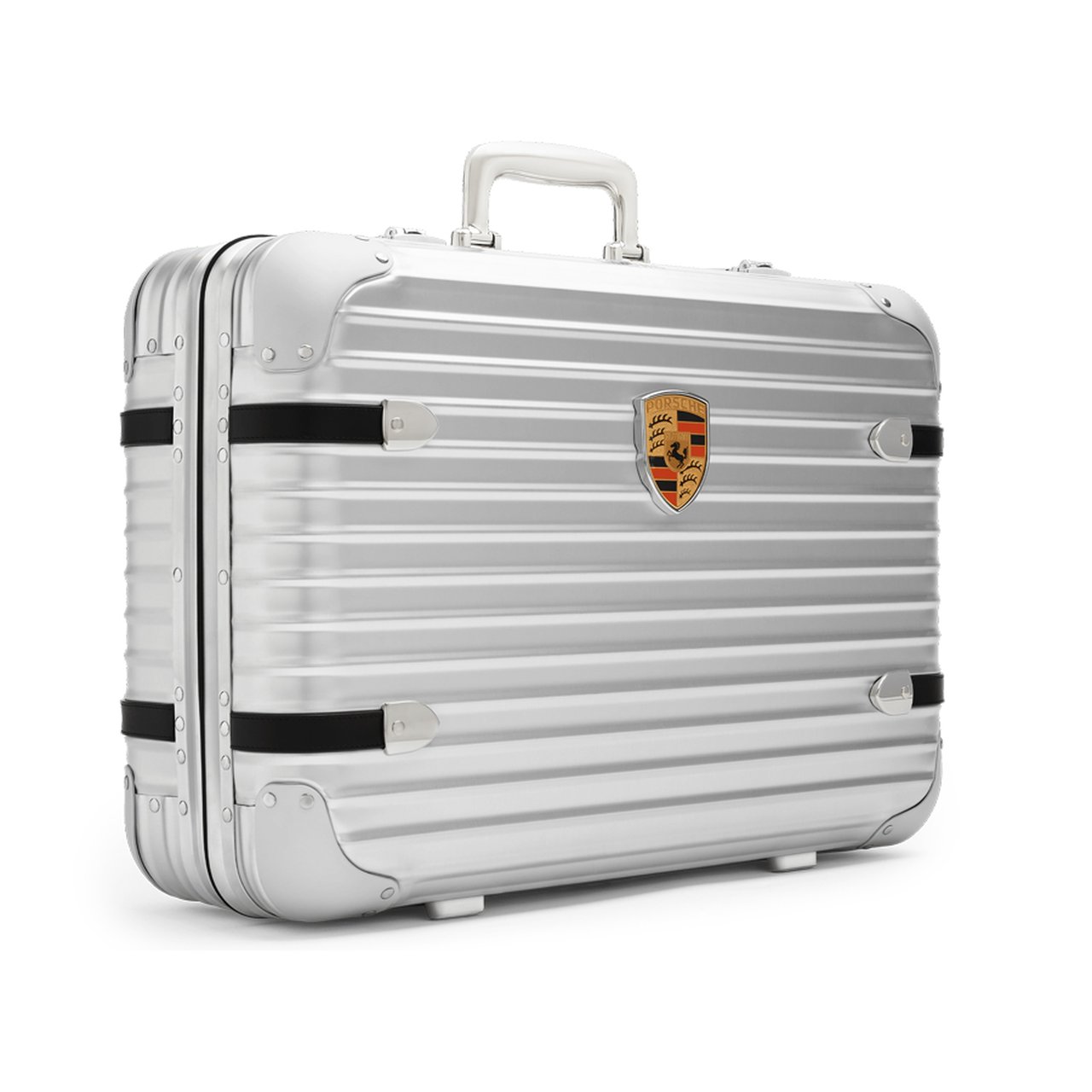 リモワ×ポルシェ】ドイツの2大ブランドが生み出す究極の