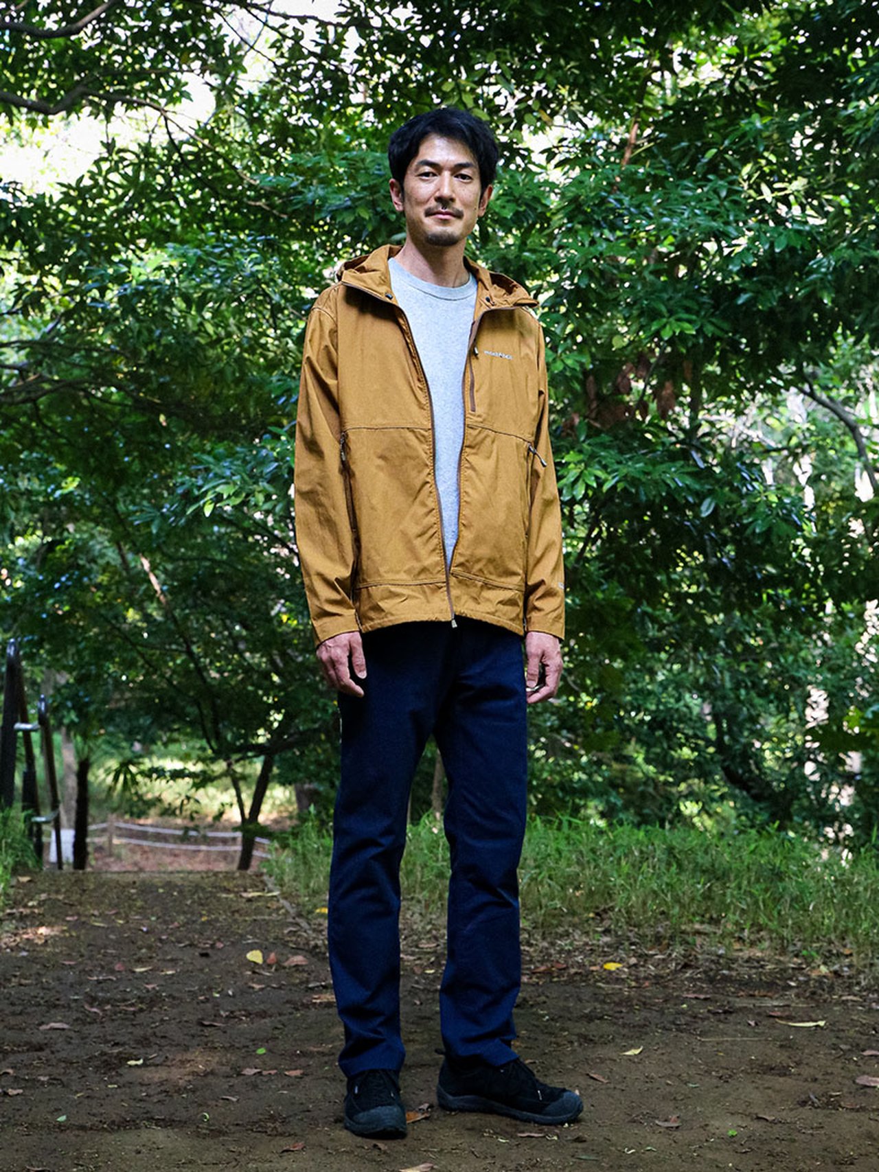 難燃性素材で焚き火も安心なモンベルの「フエゴパーカ」【おしゃれな