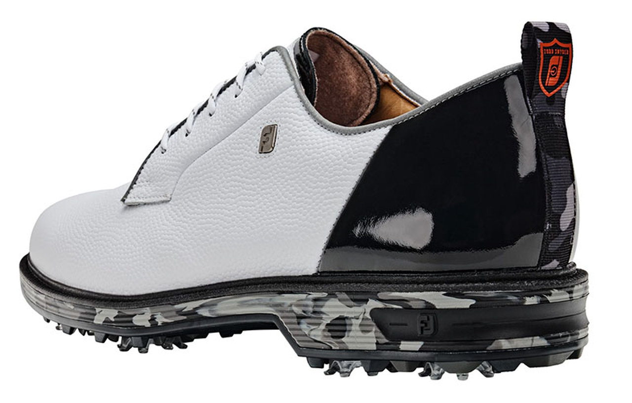 おしゃれな大人のゴルフウェア】機能はプロのお墨付き。フットジョイ