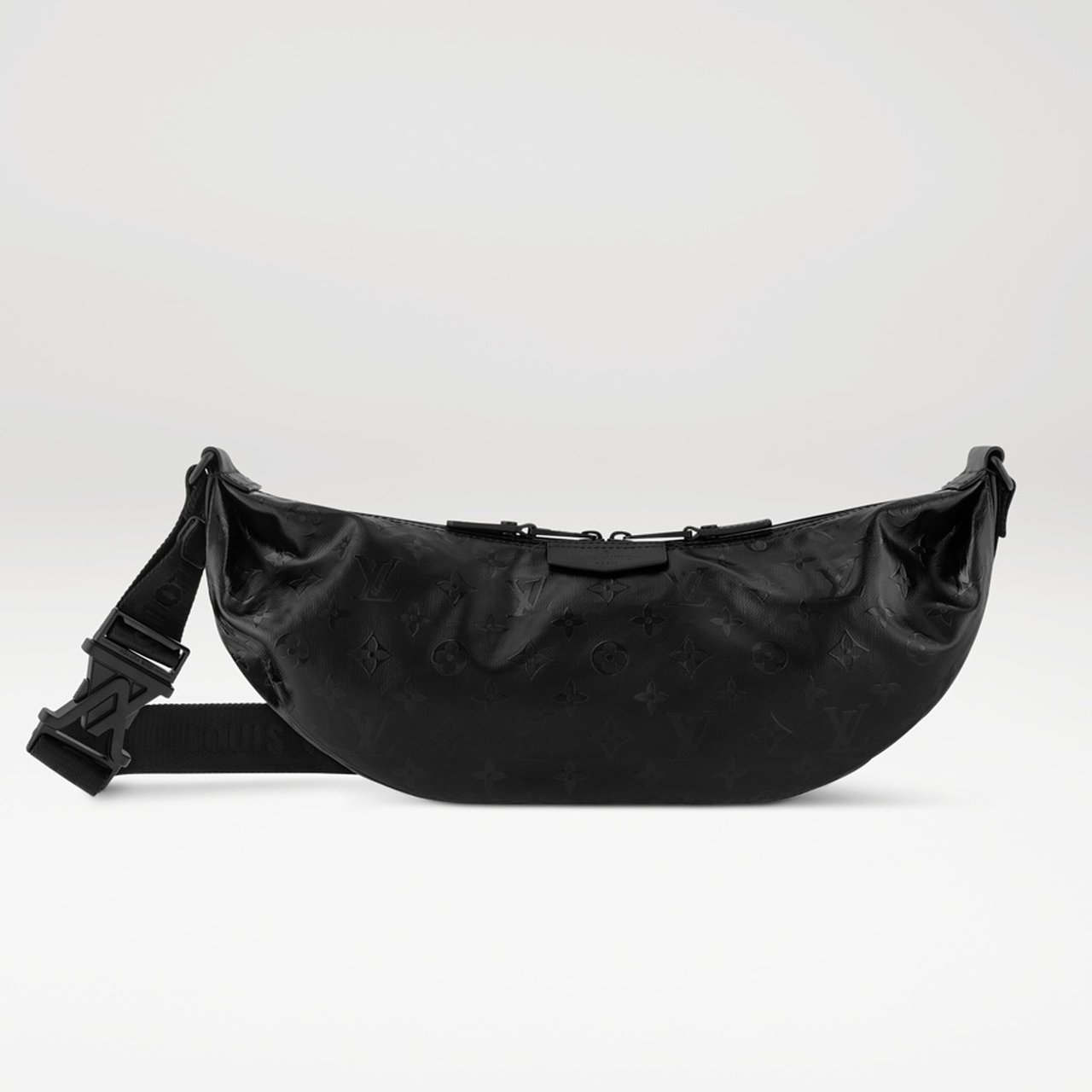 ルイ・ヴィトンの冬バッグ】街でもゲレンデでも映える「LV SKI