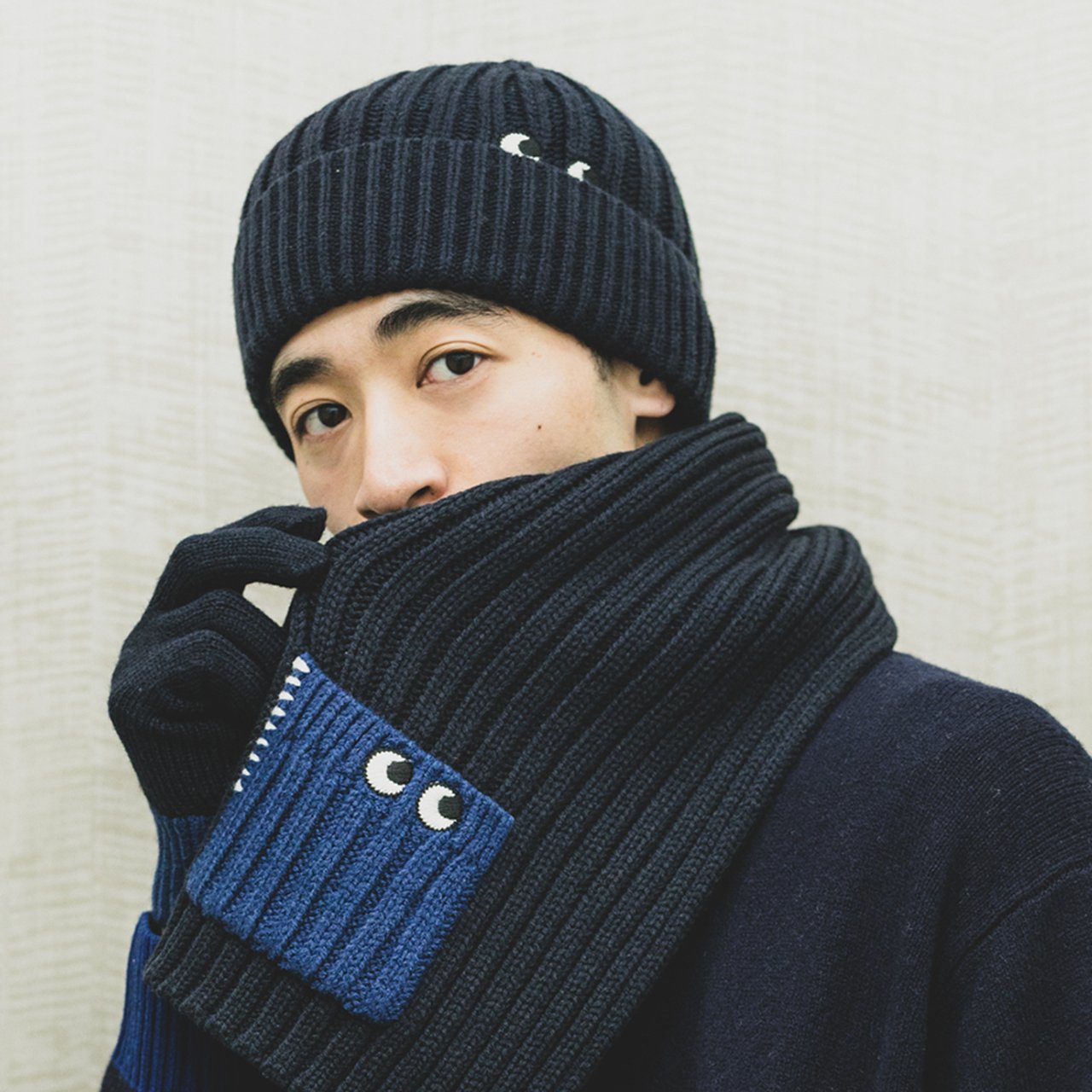 大人のユニクロ】試着ルポ。「ユニクロ × アニヤ・ハインドマーチ