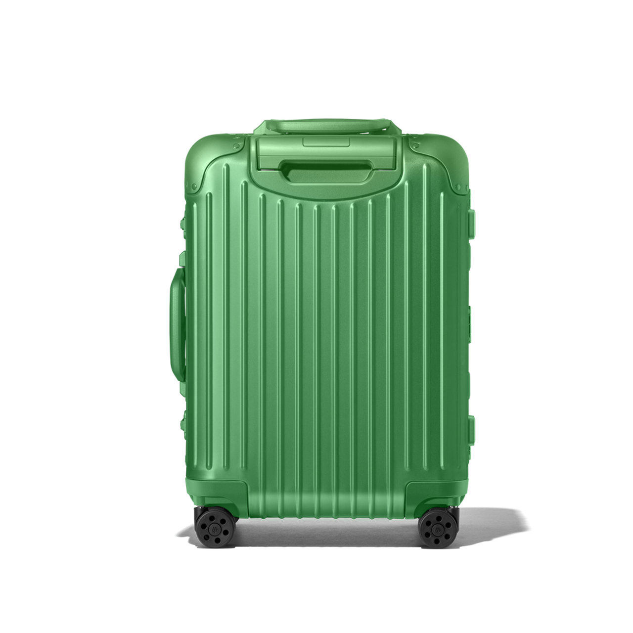 リモワ】人気のアルミ素材「ORIGINAL」新色、エメラルドがいち早く手に