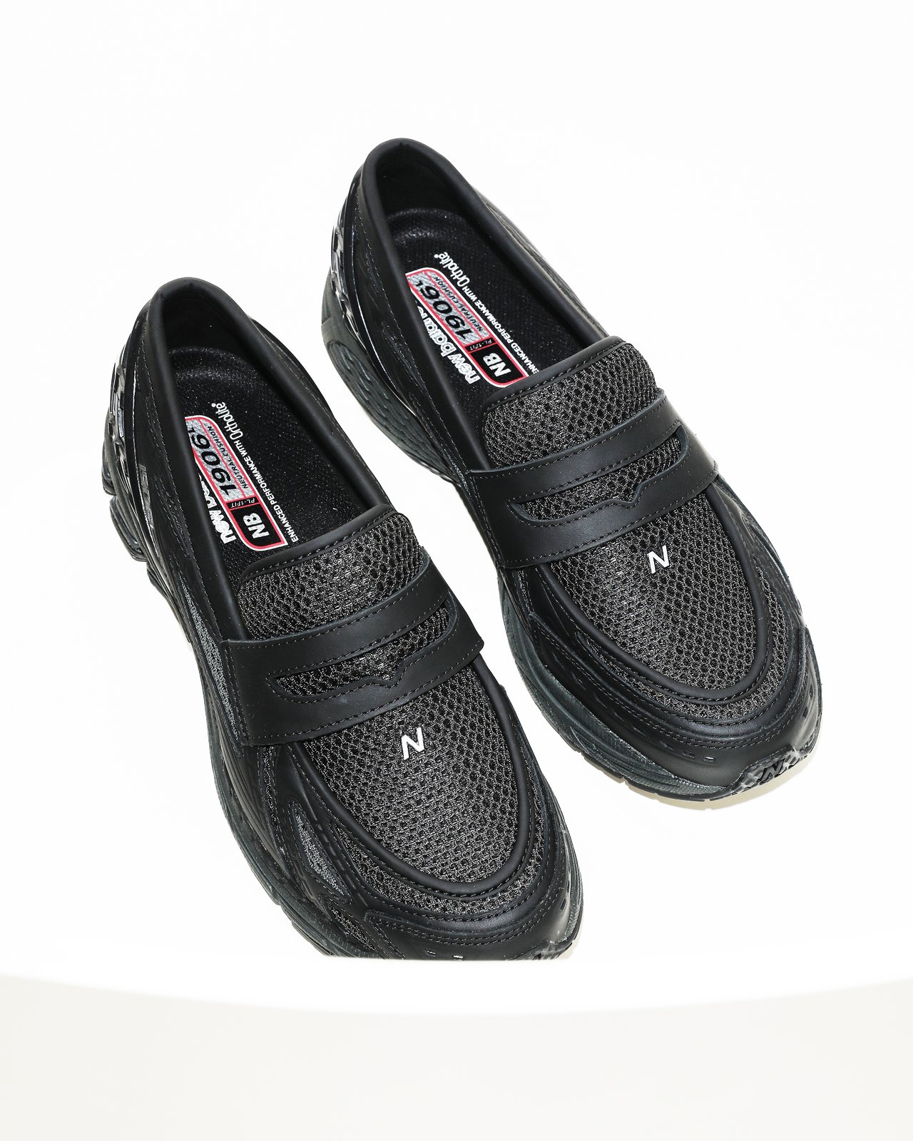 エディター推し】大人がこの秋選ぶべきニューバランスのローファー型