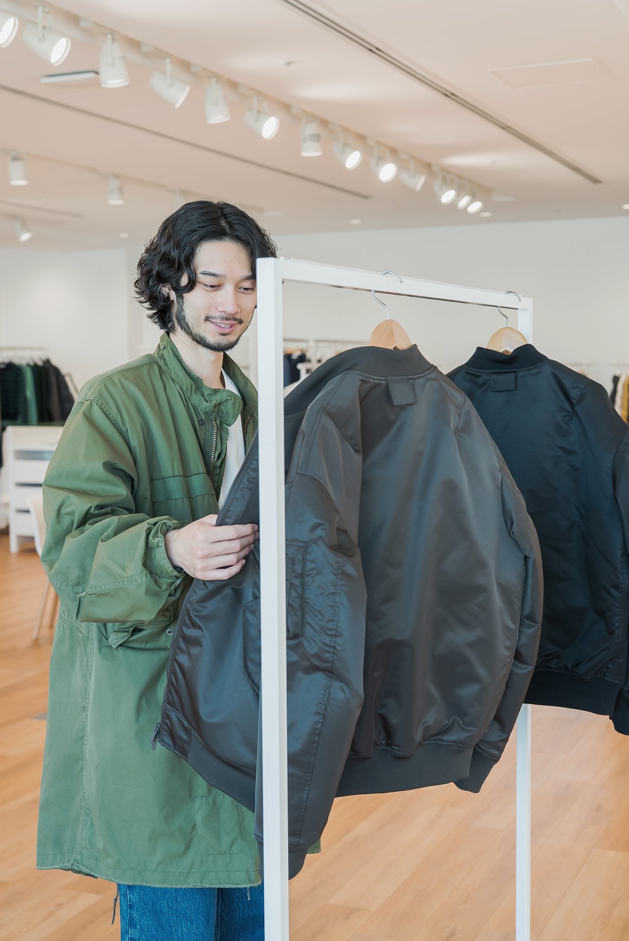 大人のユニクロ】伝説の「＋J」ダウンが再び復刻。超最速で着てみた