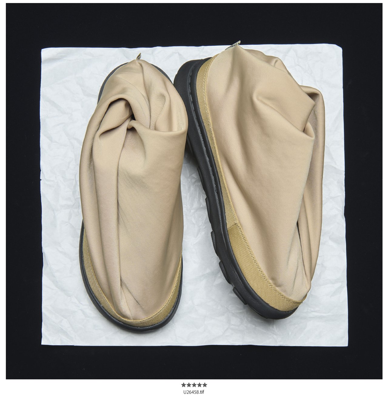 メレル】斬新すぎるコートエシエルとのコラボ「ハット モック 2」は