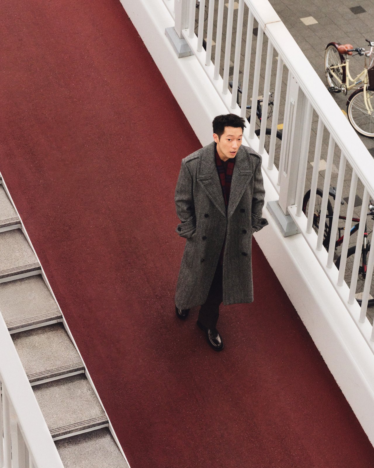 バーバリー】Stray Kidsスンミン、水川あさみら豪華キャスト。ロンドン