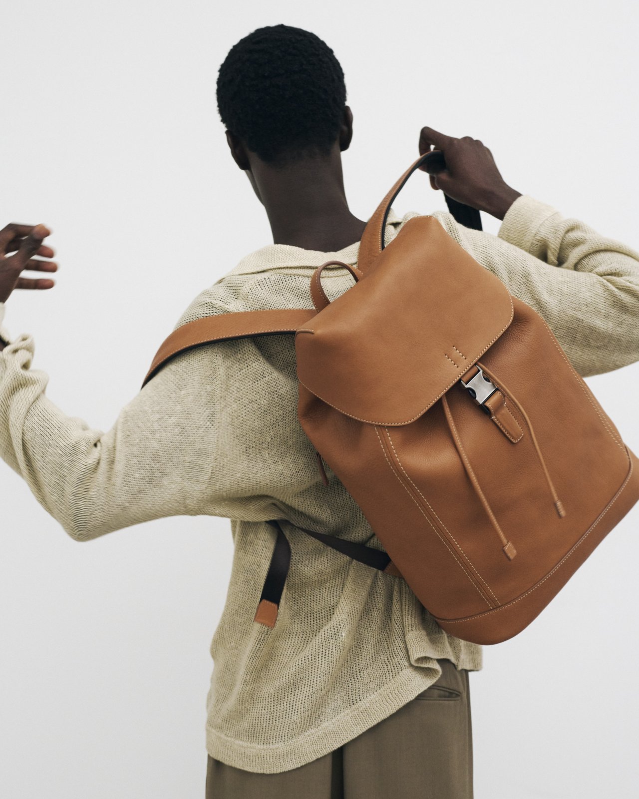 差がつく大人のレザーバッグ＆財布】TSUCHIYA KABANのロングセラー