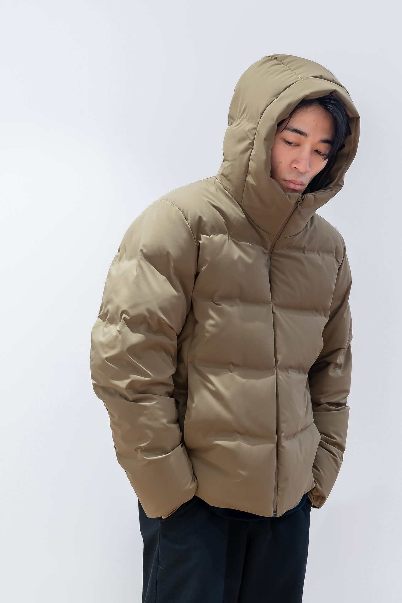 大人のユニクロ】「＋J」復刻ダウンら3点追加。新作ダウン&パフテック