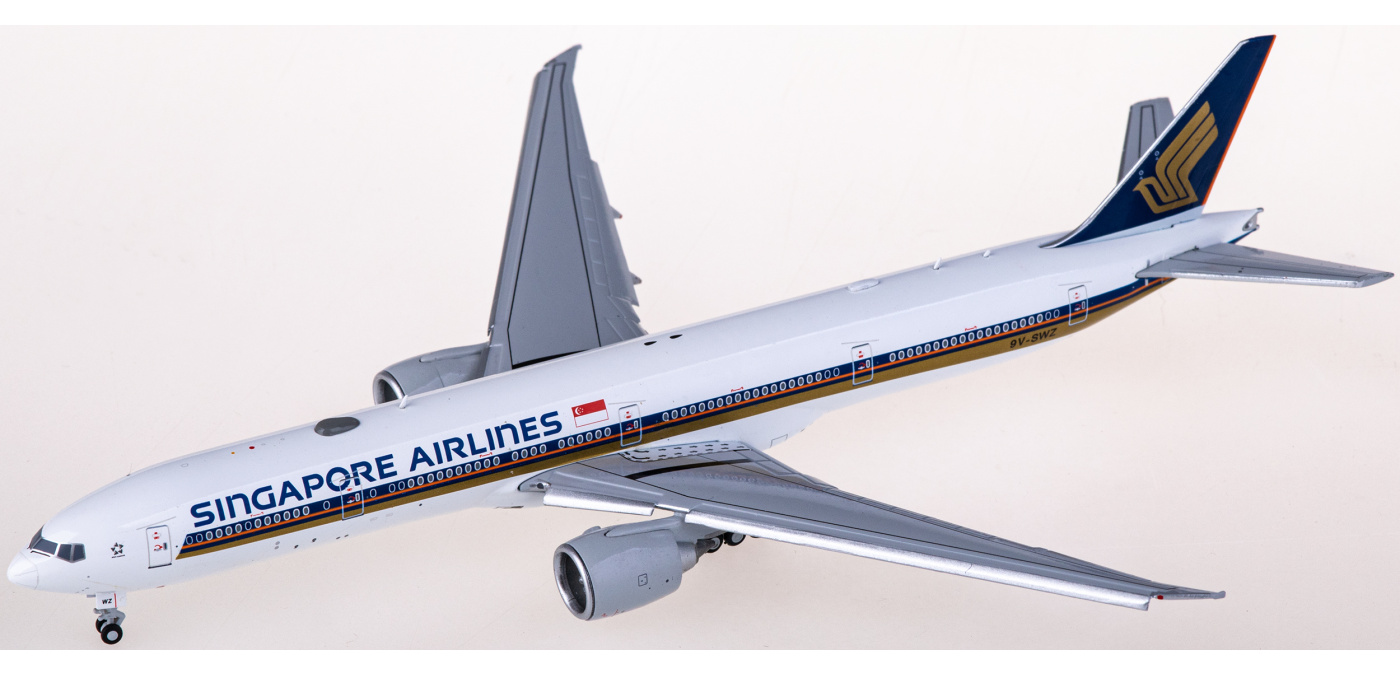 EW477W010A Singapore Airlines 新加坡航空Boeing 777-300ER 9V-SWZ 襟