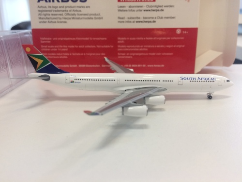 Herpa 1:500 Airbus A340-300 South African Airways 南非航空530712