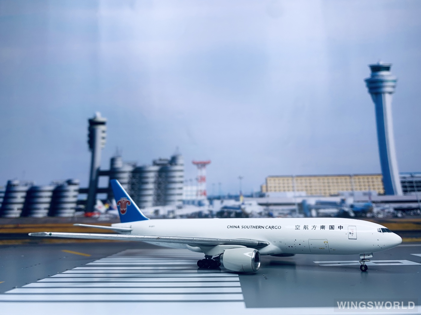 JC Wings 1:400 Boeing 777-200LR China Southern 中国南方航空JC4058