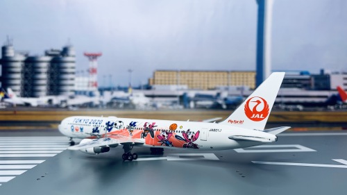 PH04307 Japan Airlines 日本航空Boeing 767-300ER JA601J Phoenix 1