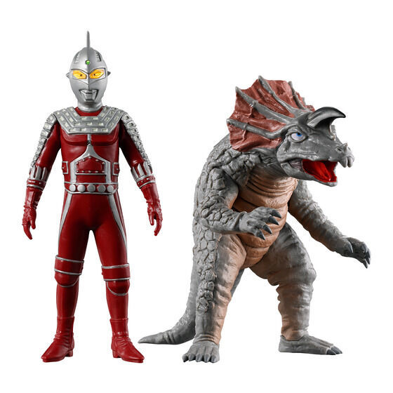 アルティメットルミナス『ニセ・ウルトラセブン＆カプセル怪獣アギラ