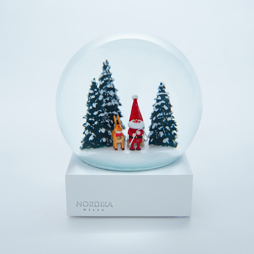 ノルディカニッセ スノードーム そりを引いたサンタ (ノルディカニッセ