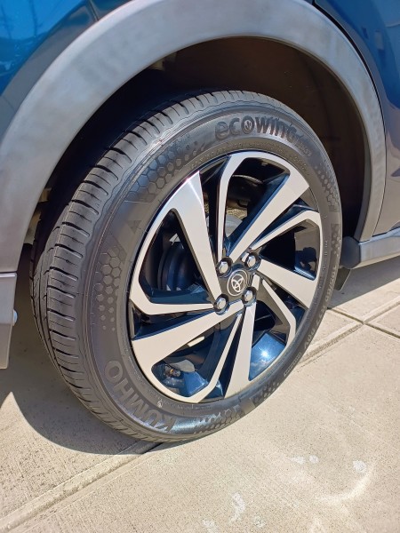 KUMHO ECOWING ES31 195/60R16 89H | タイヤの通販 販売と交換/交換